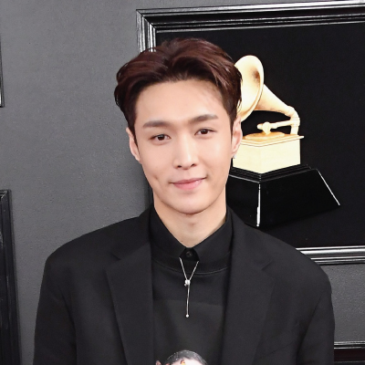 Lay Zhang